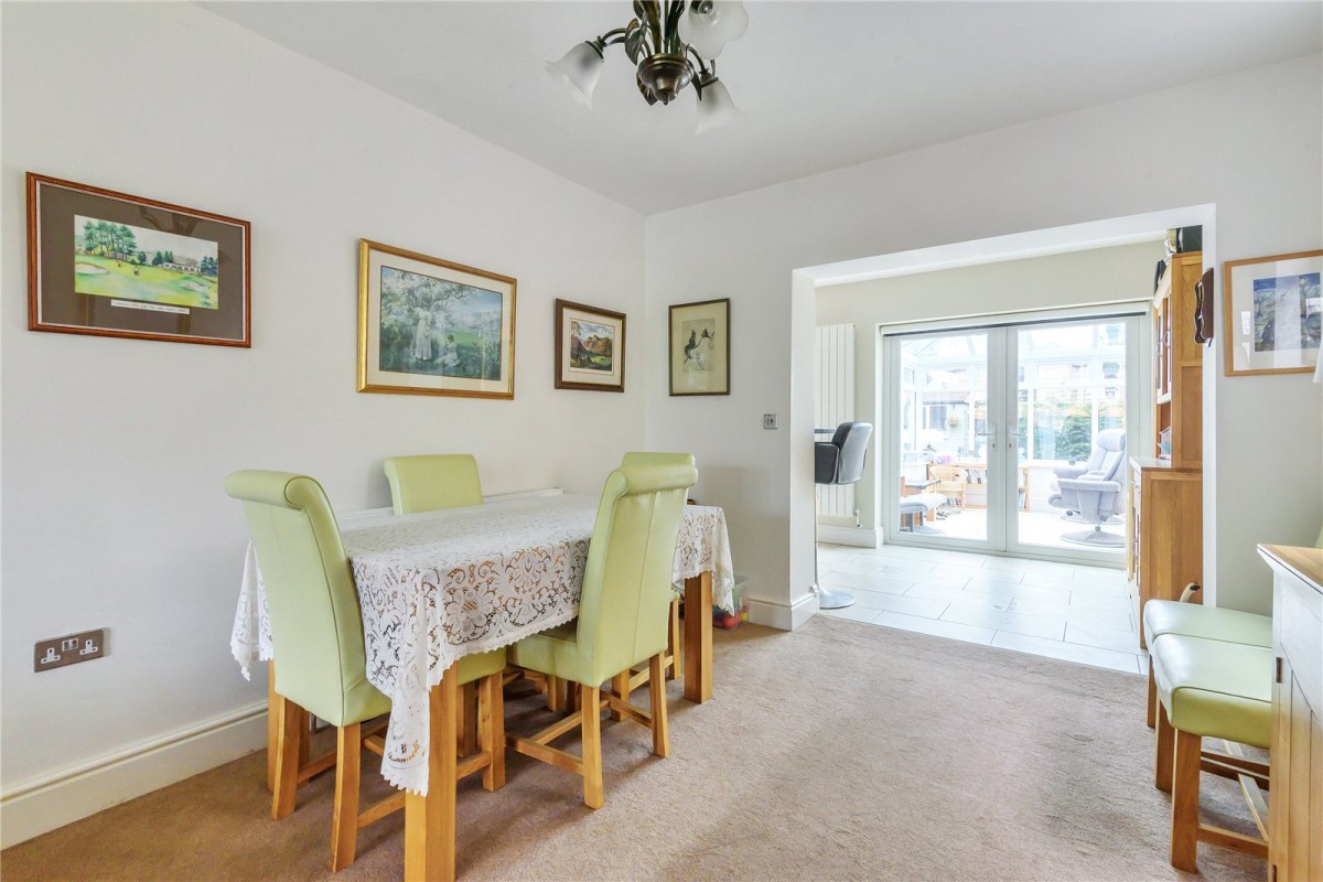 Charlton Kings, Cheltenham