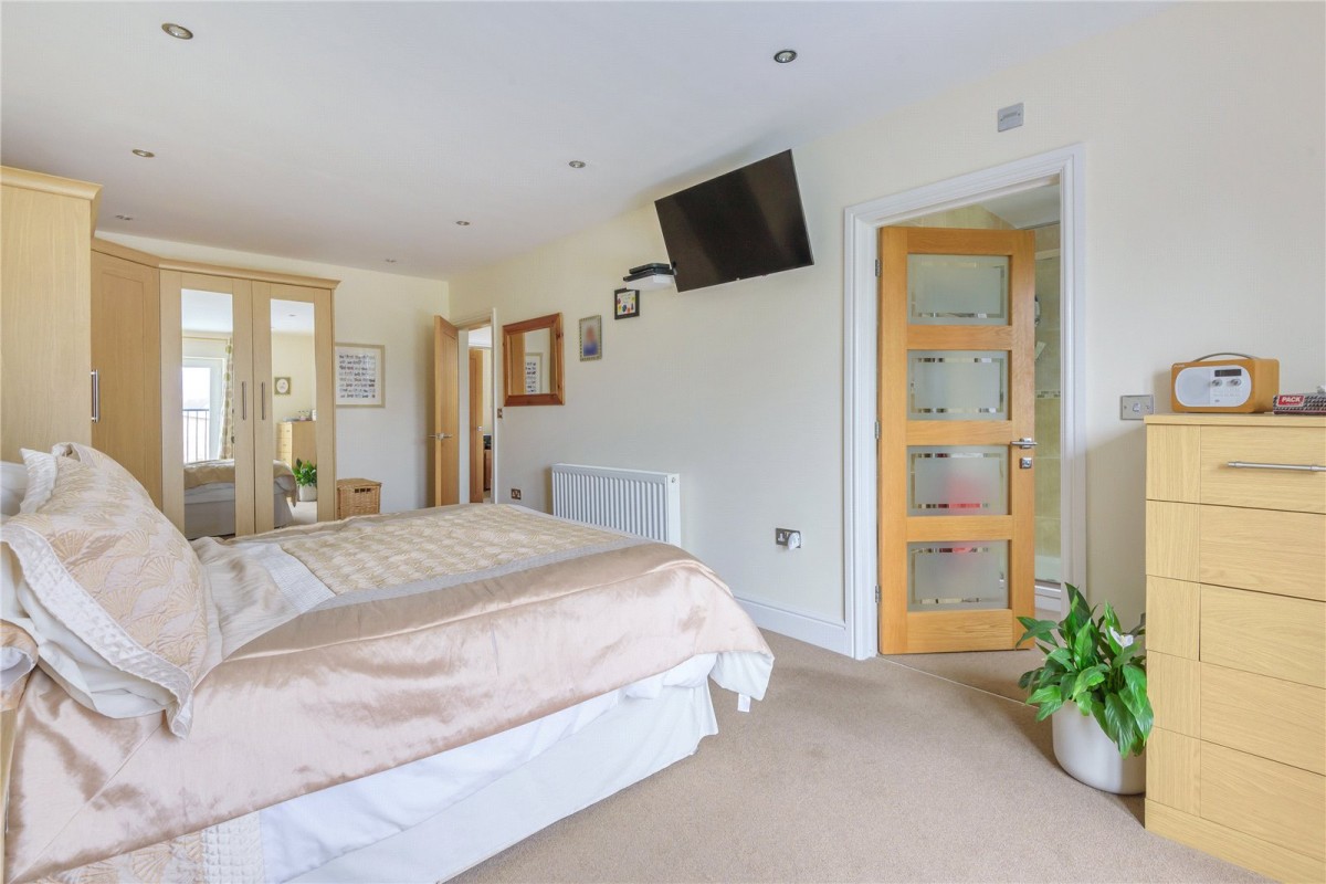 Charlton Kings, Cheltenham