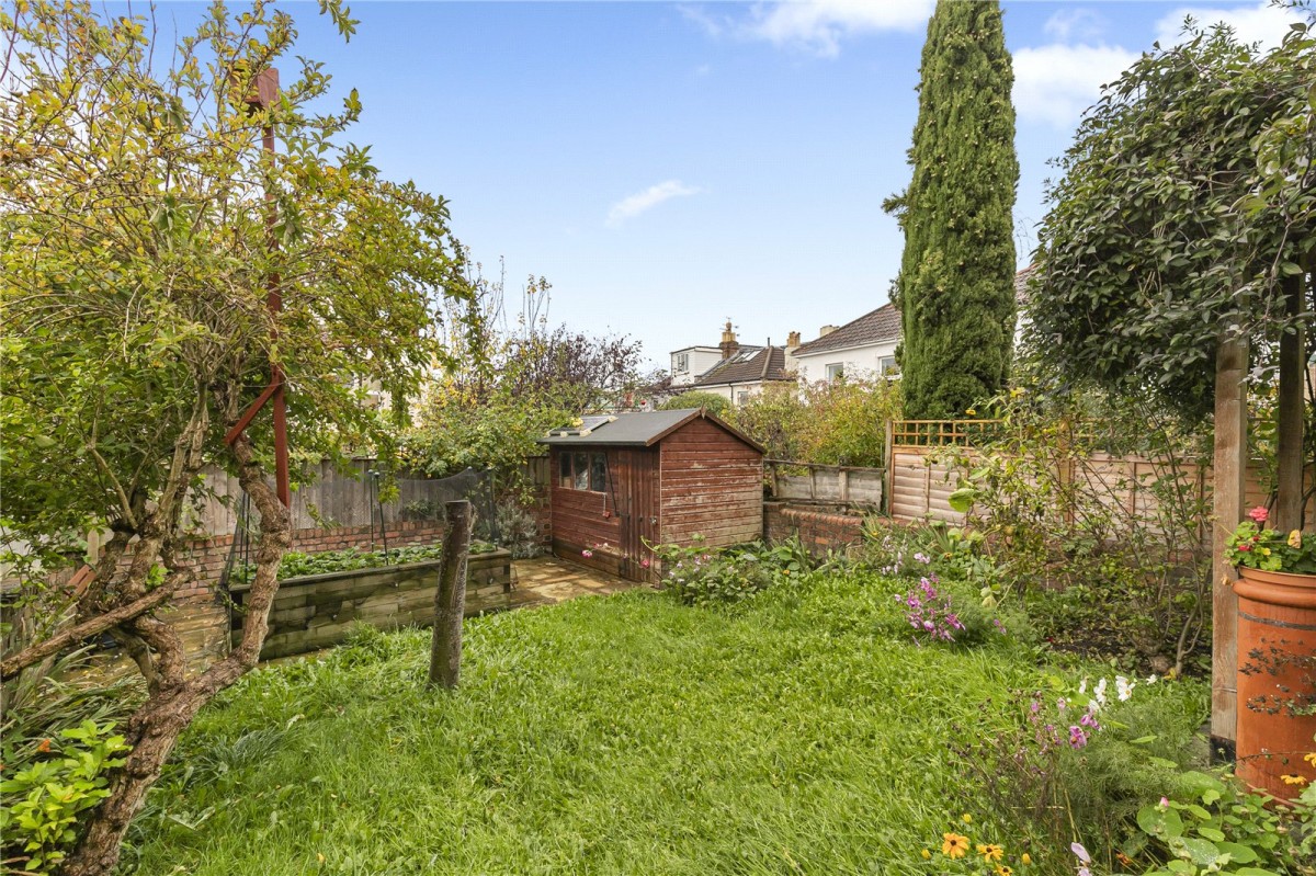 St. Andrews, Bristol