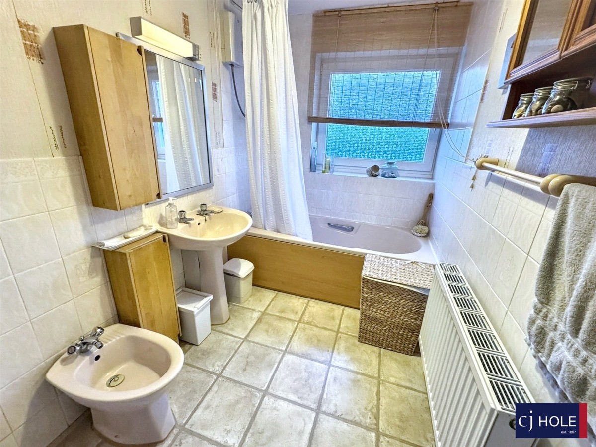 Hucclecote, Gloucester