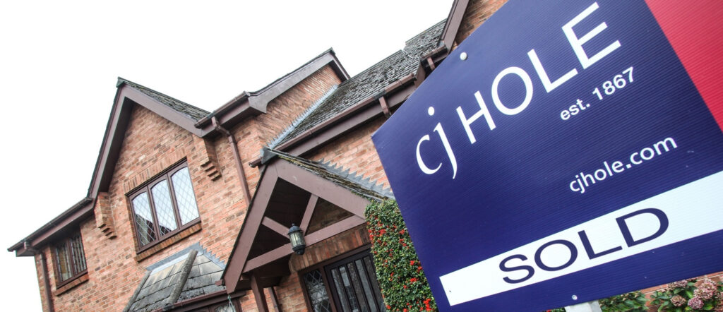 Chloe's house sales increase by one-third, reflecting market growth.