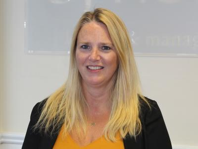 Claire Price ANAEA, Franchisee, CJ Hole Estate Agents in Hucclecote