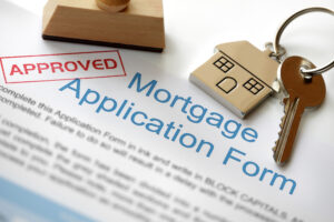 Guide on obtaining a mortgage in the UK.
